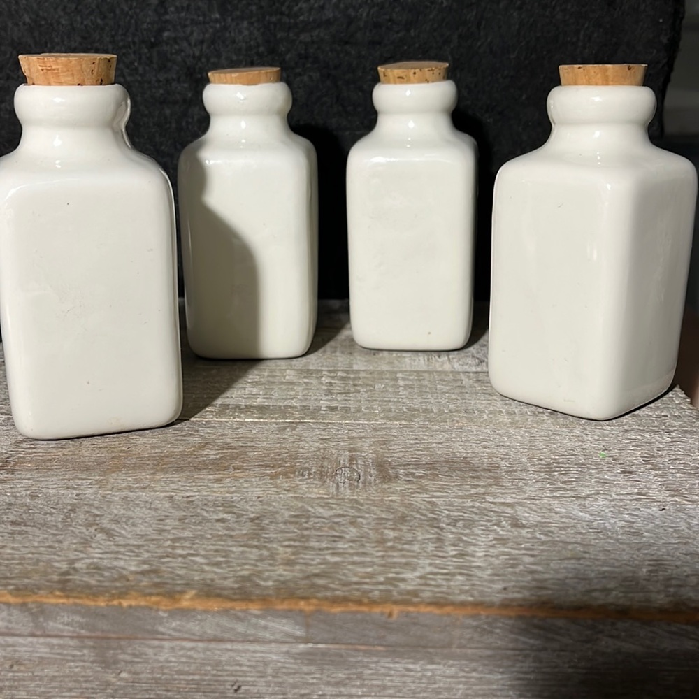 4 Pottery Barn White Stoneware Jar With Cork